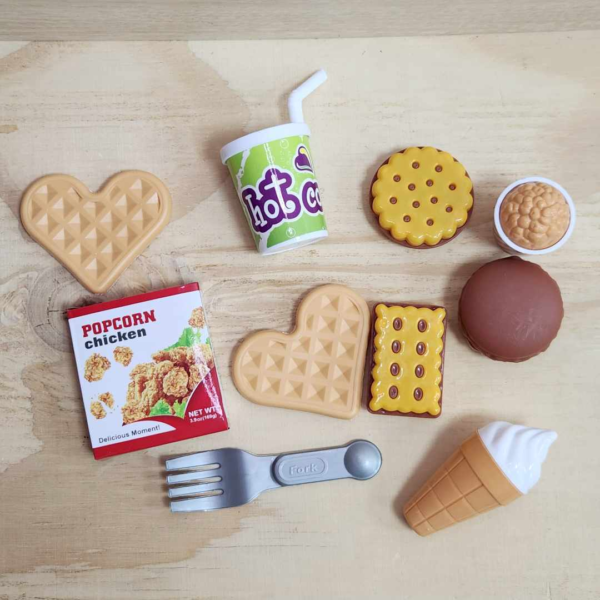 20250904_161111 Set de Comida con Wafles Helado